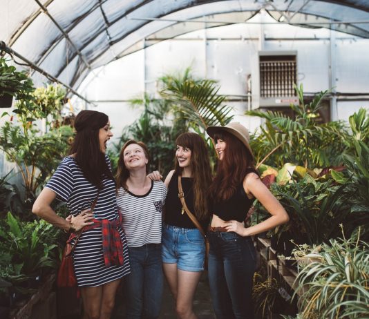 Does a toothache keep you from enjoying your garden? There is a solution! Does a toothache keep you from enjoying your garden