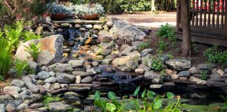 How to build a small garden pond